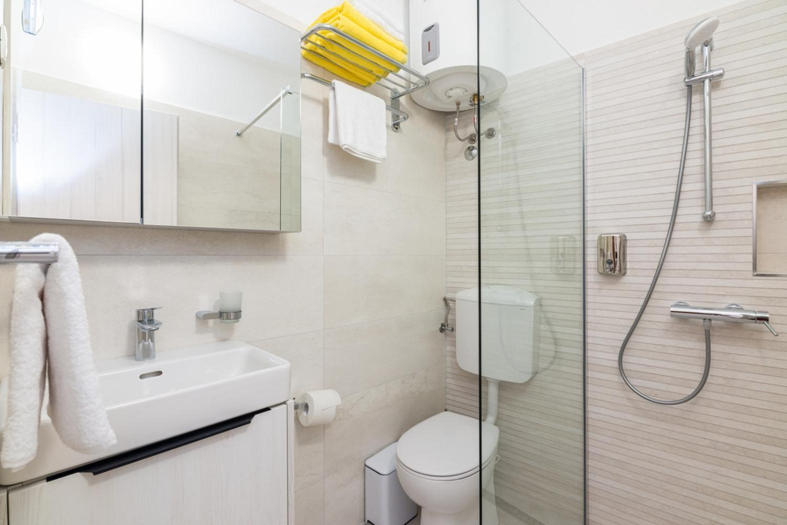 Apartments Cro Adria Stay Medulin Bagian luar foto