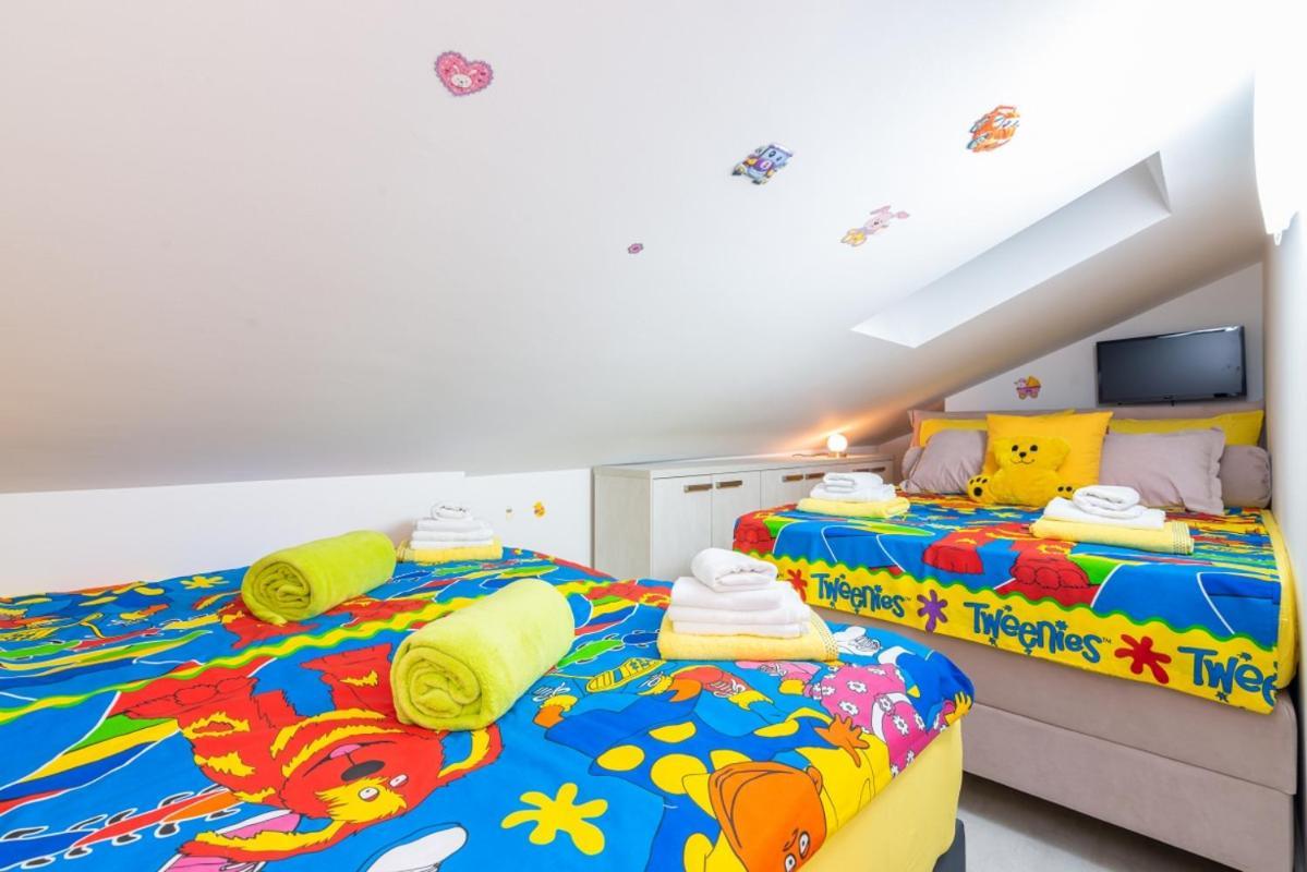 Apartments Cro Adria Stay Medulin Bagian luar foto