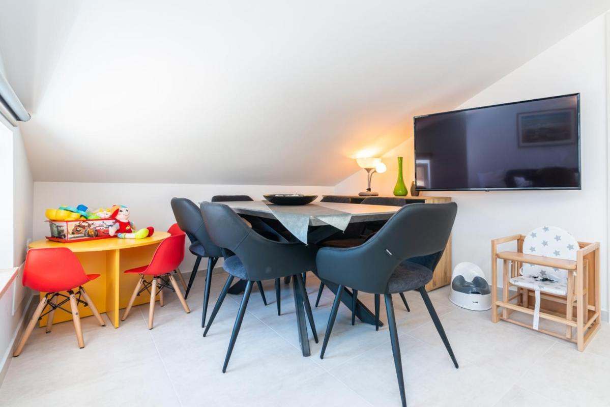 Apartments Cro Adria Stay Medulin Bagian luar foto