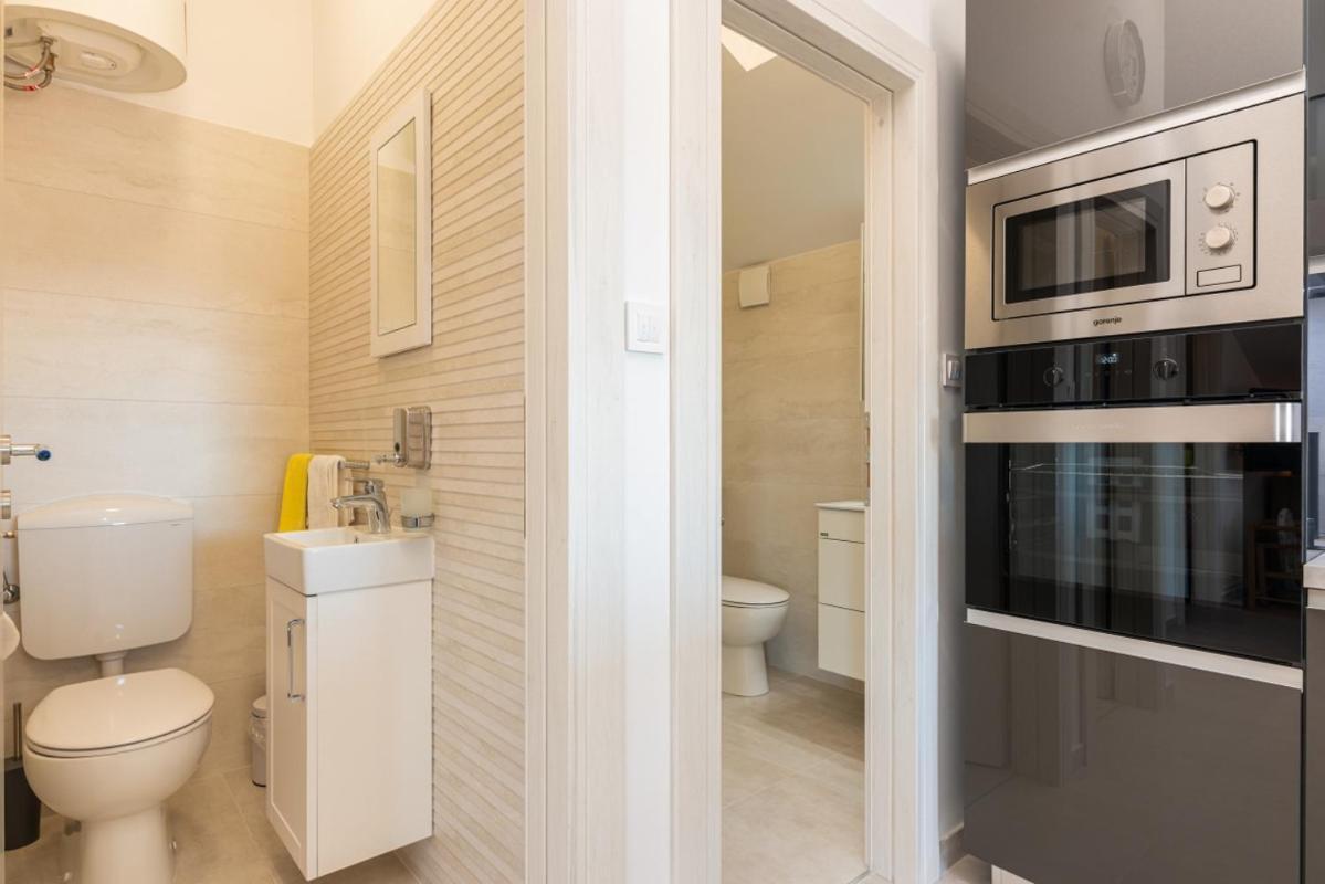 Apartments Cro Adria Stay Medulin Bagian luar foto